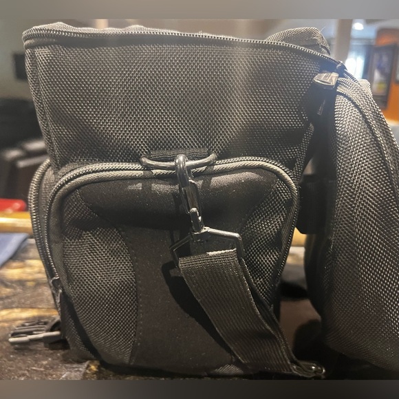 Camera Bag with shoulder strap - Picture 4 of 4